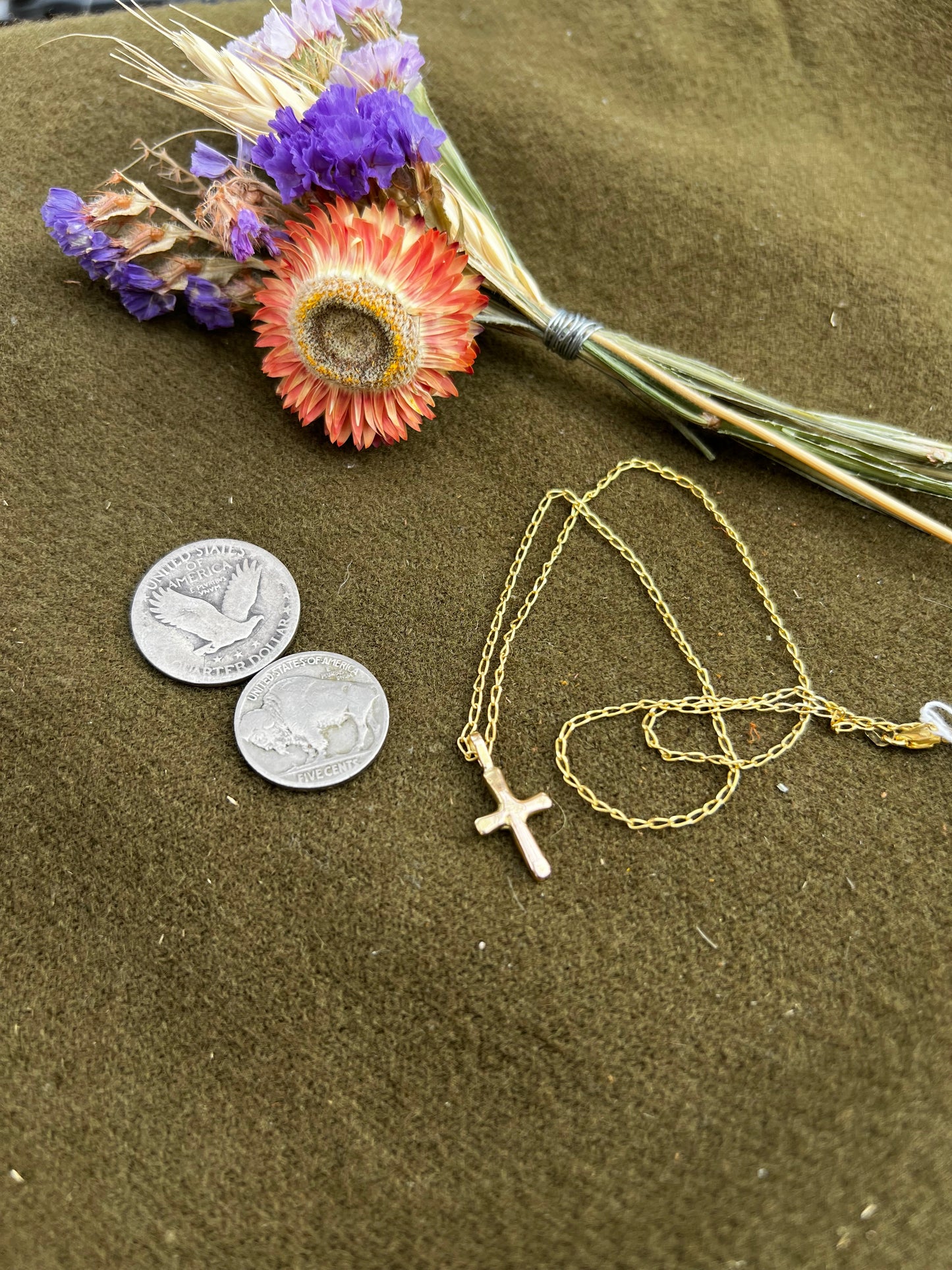 14kt gold chain w/ sand casted gold cross 16”