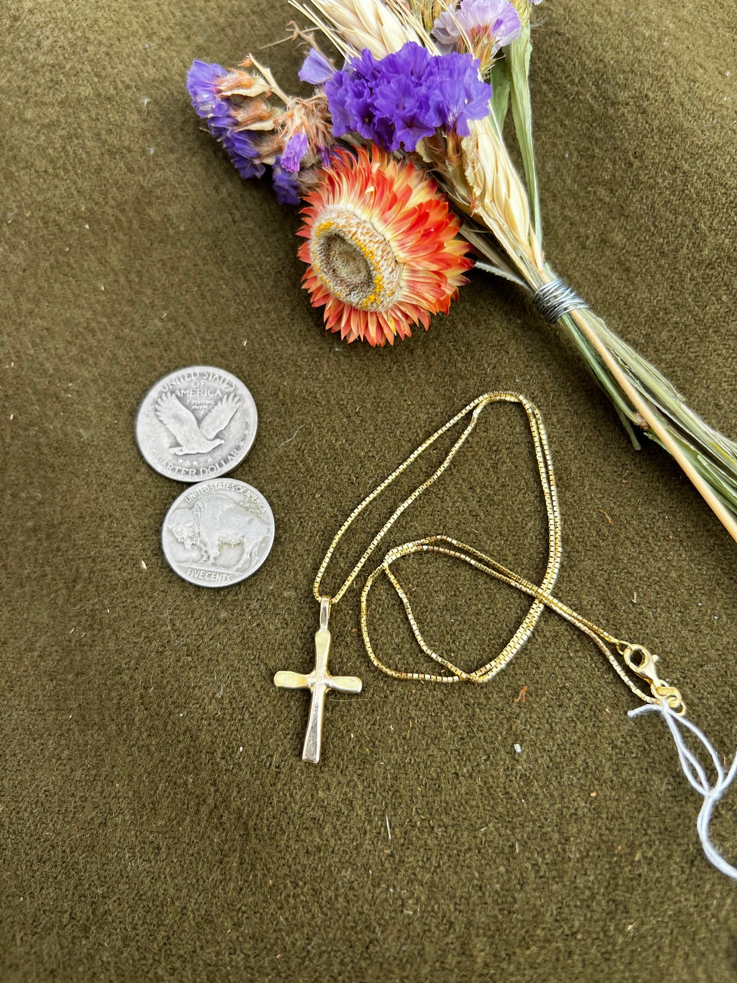 14kt gold chain w/ sand casted gold cross 17”